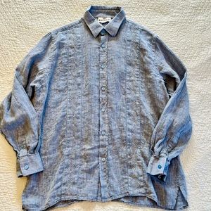 King Ranch Men’s medium light blue embroidered linen western button down shirt